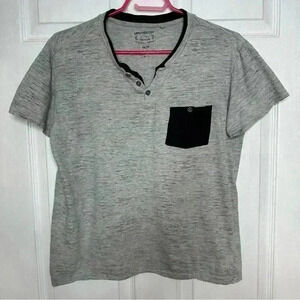 Urbanology T-Shirt  V-Neck Grey & Black Size Medium